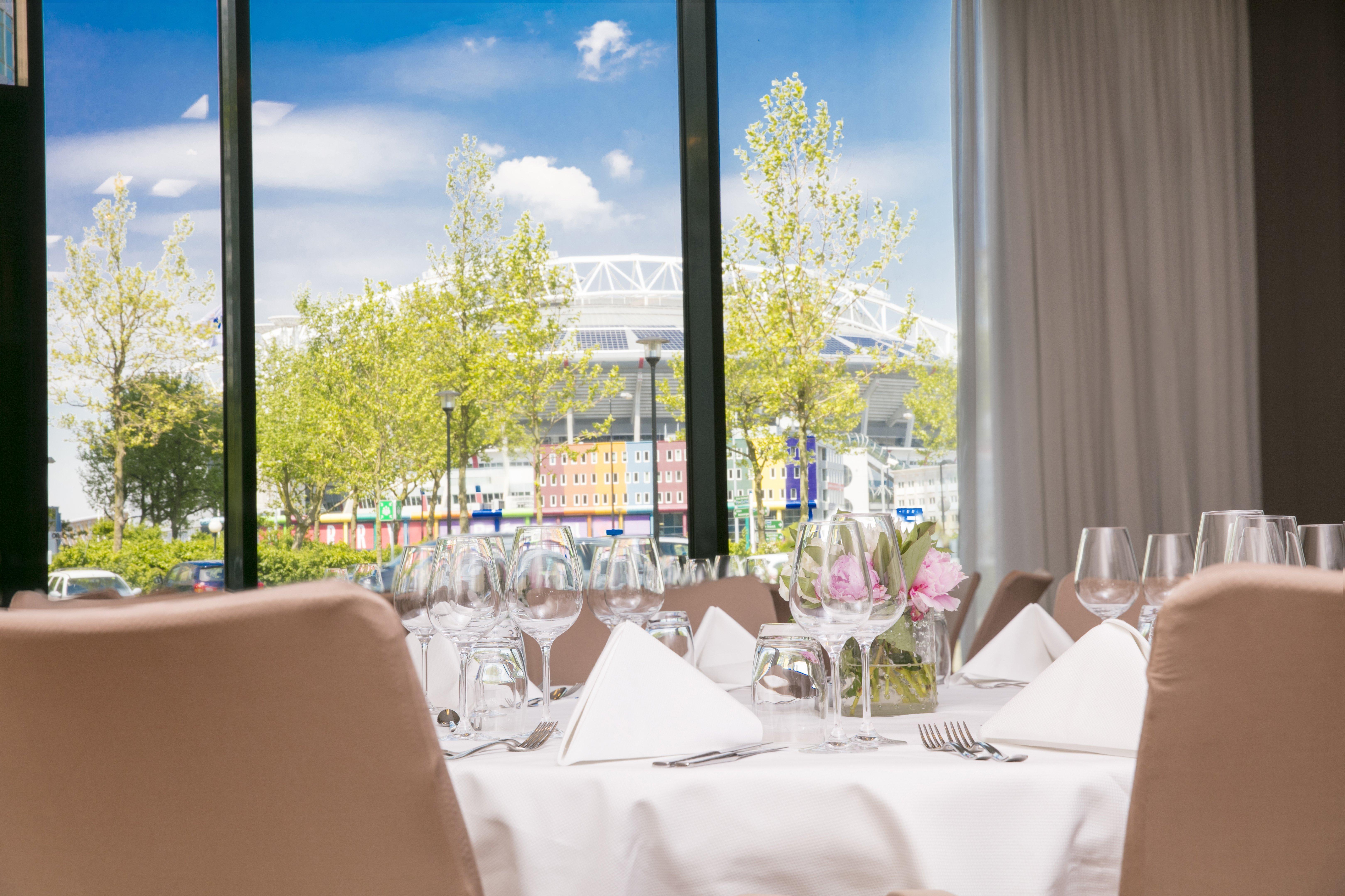 Holiday Inn Amsterdam - Arena Towers By Ihg Екстер'єр фото