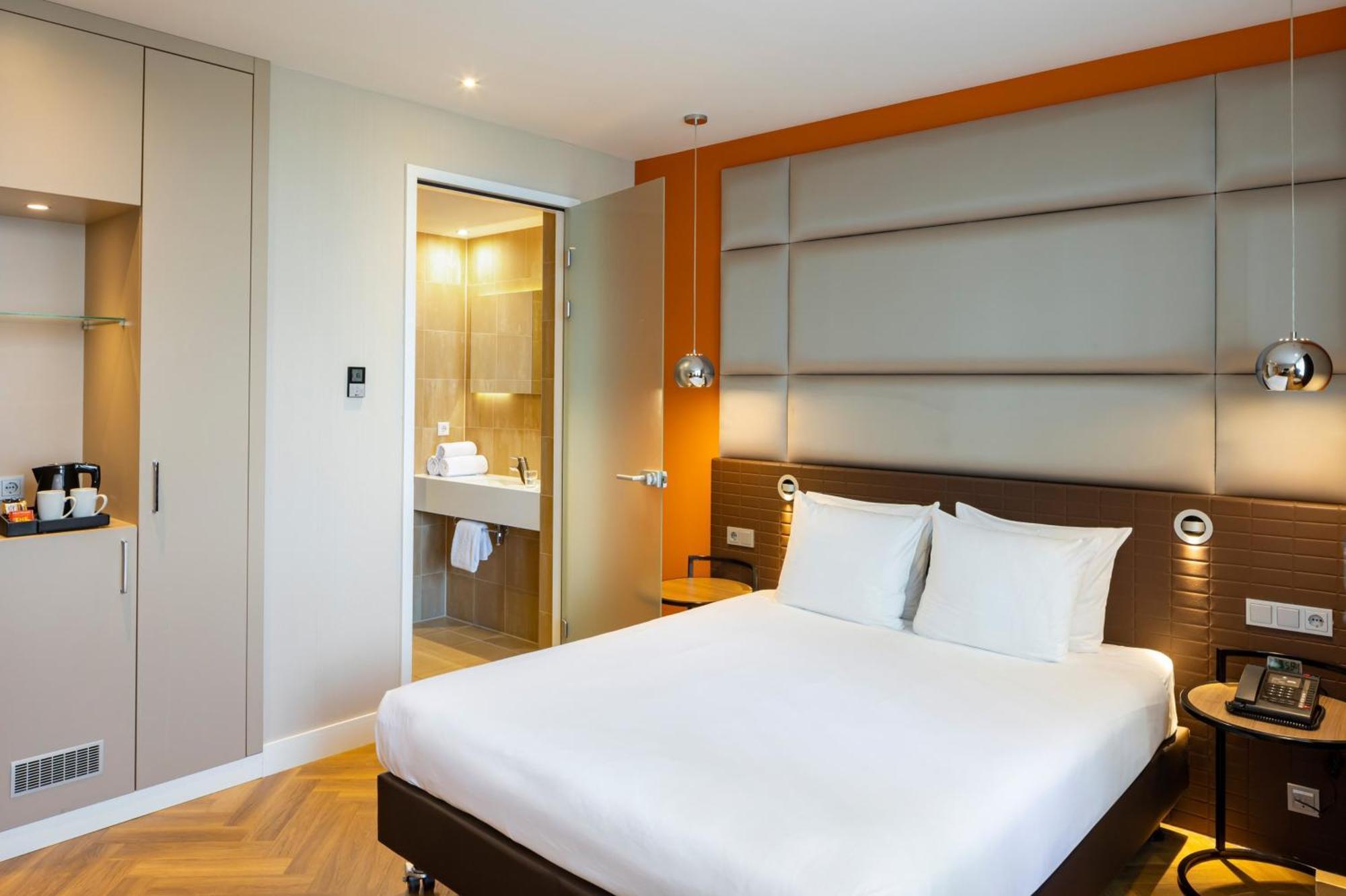 Holiday Inn Amsterdam - Arena Towers By Ihg Екстер'єр фото